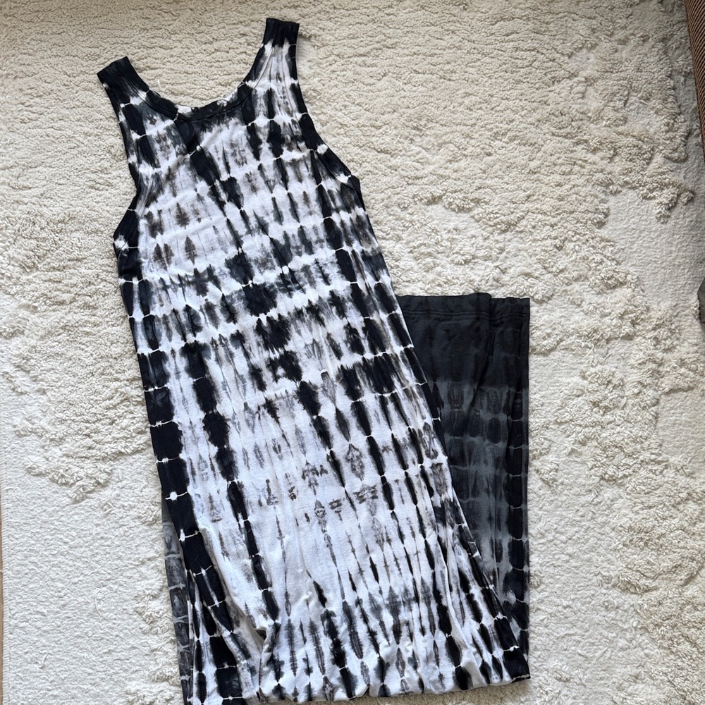 Karen Kane Black and White Tie-Dye Maxi Dress